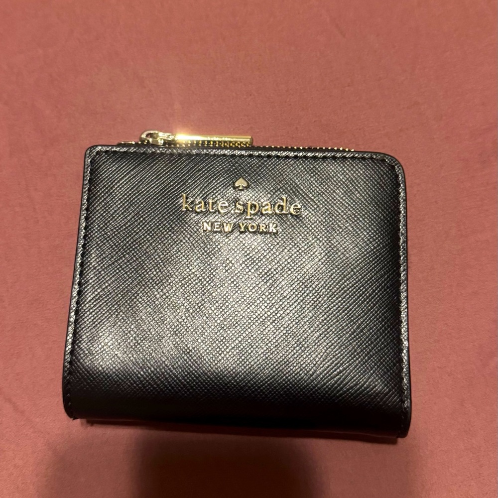Kate spade small wallet